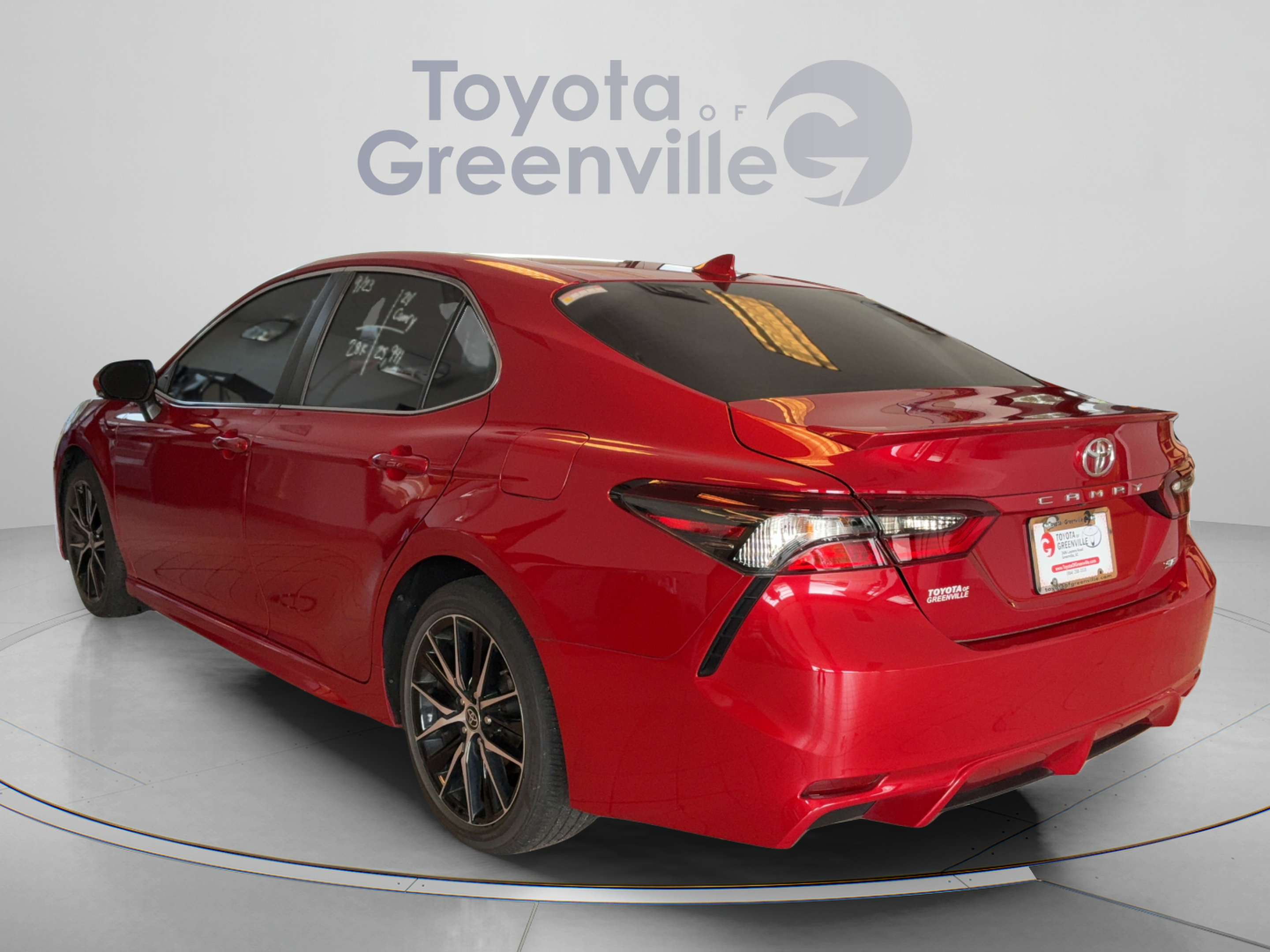 Used 2024 Toyota Camry SE Sedan