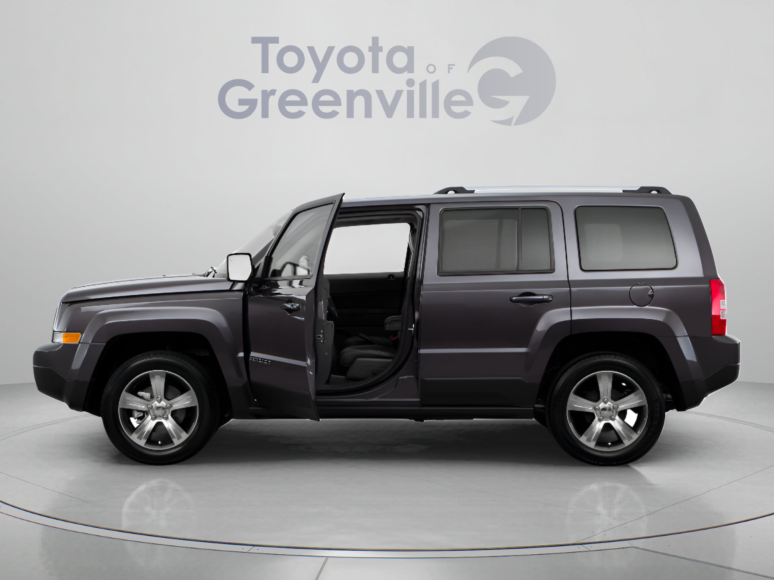 Used 2016 Jeep Patriot Latitude with VIN 1C4NJPFB4GD570056 for sale in Greenville, SC