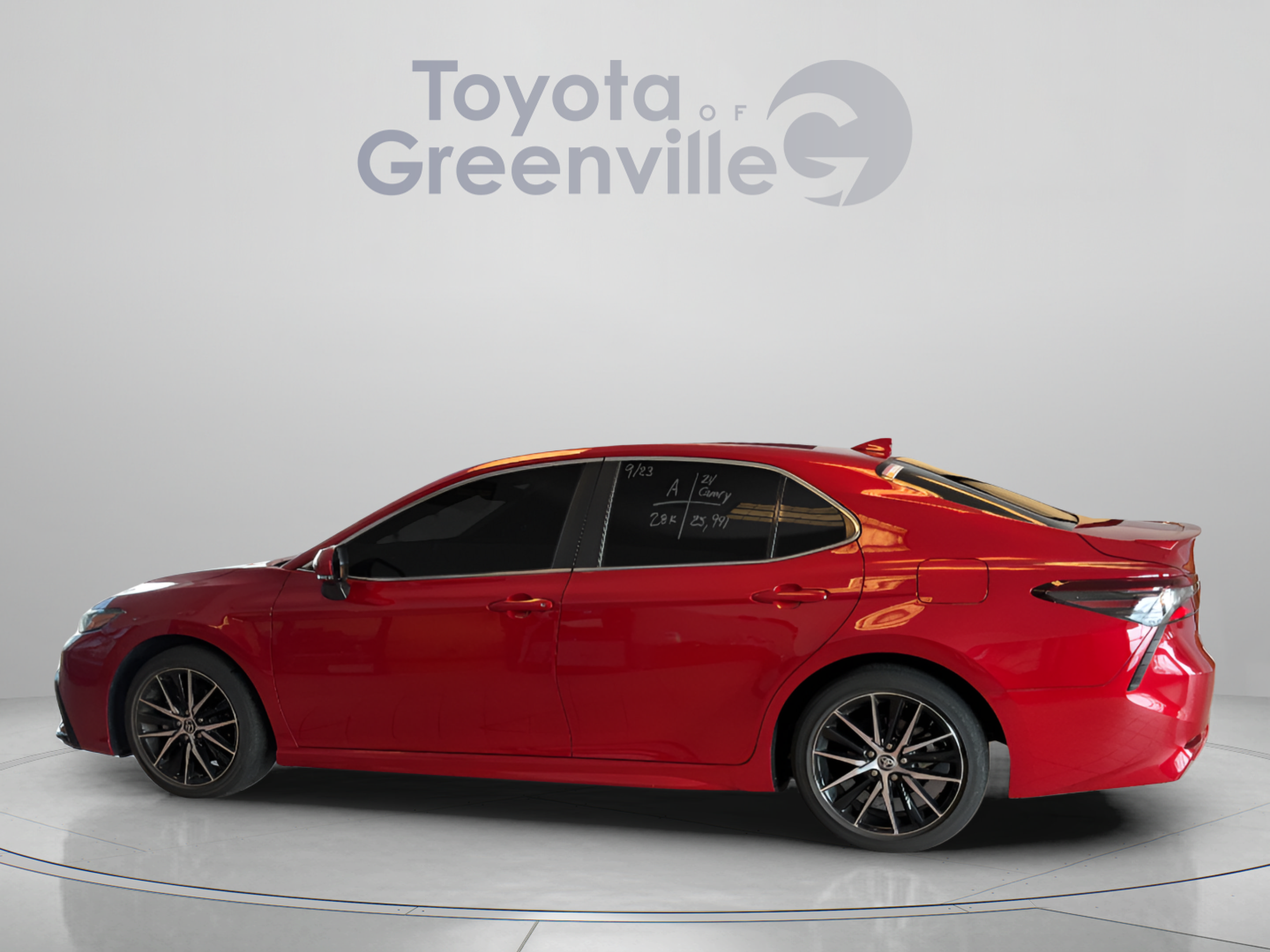 Used 2024 Toyota Camry SE Sedan