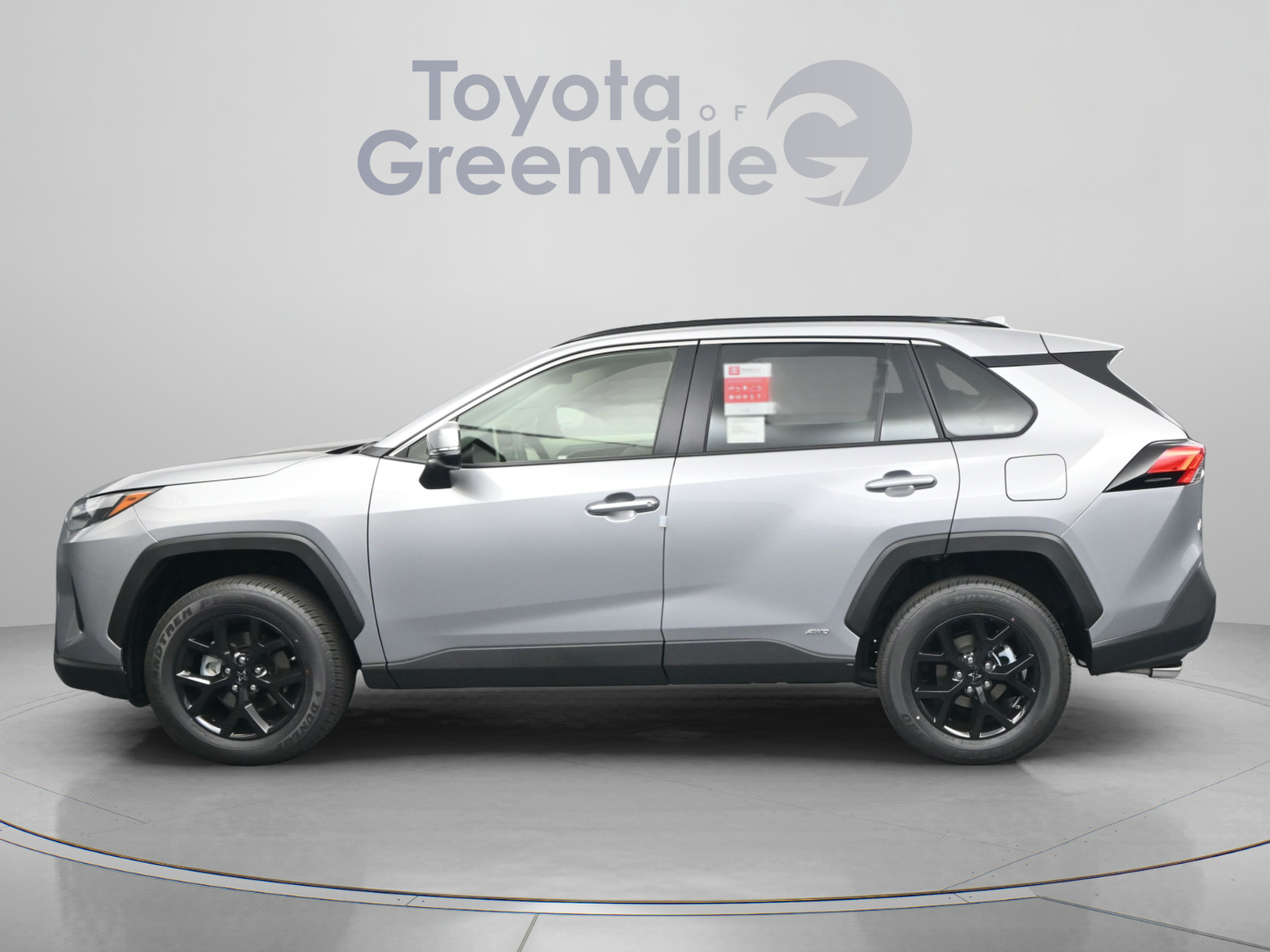 Used 2025 Toyota RAV4 Hybrid XLE SUV