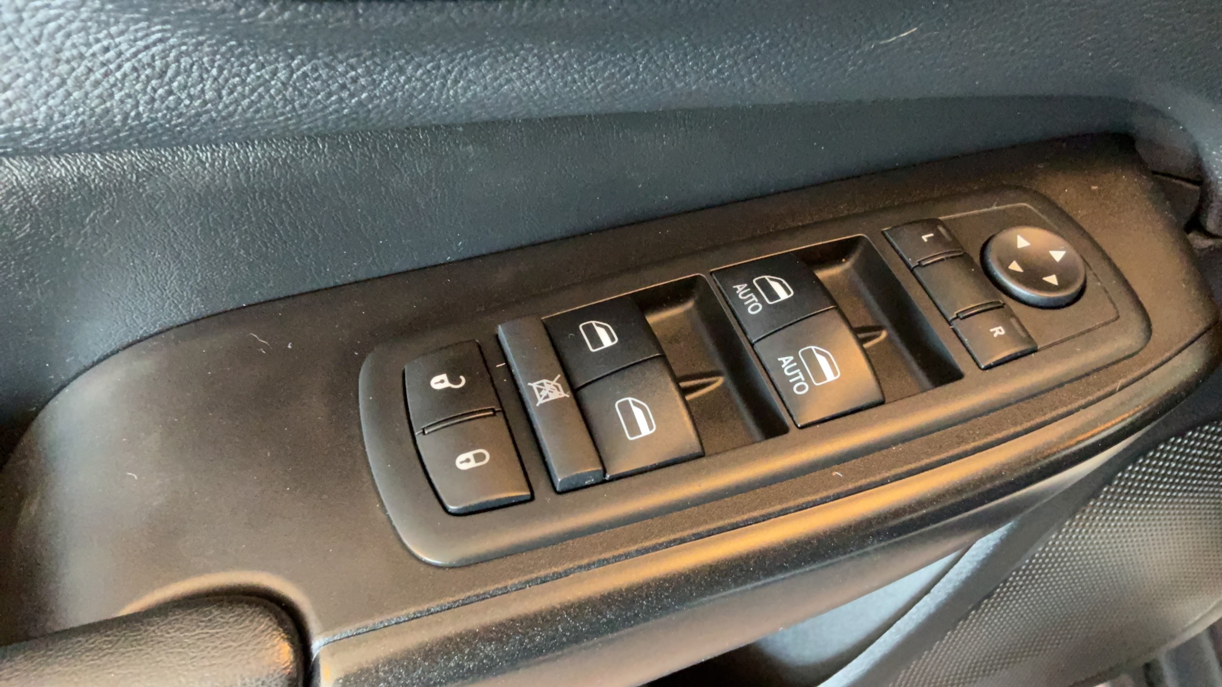 2019 Jeep Cherokee Trailhawk - Photo 24