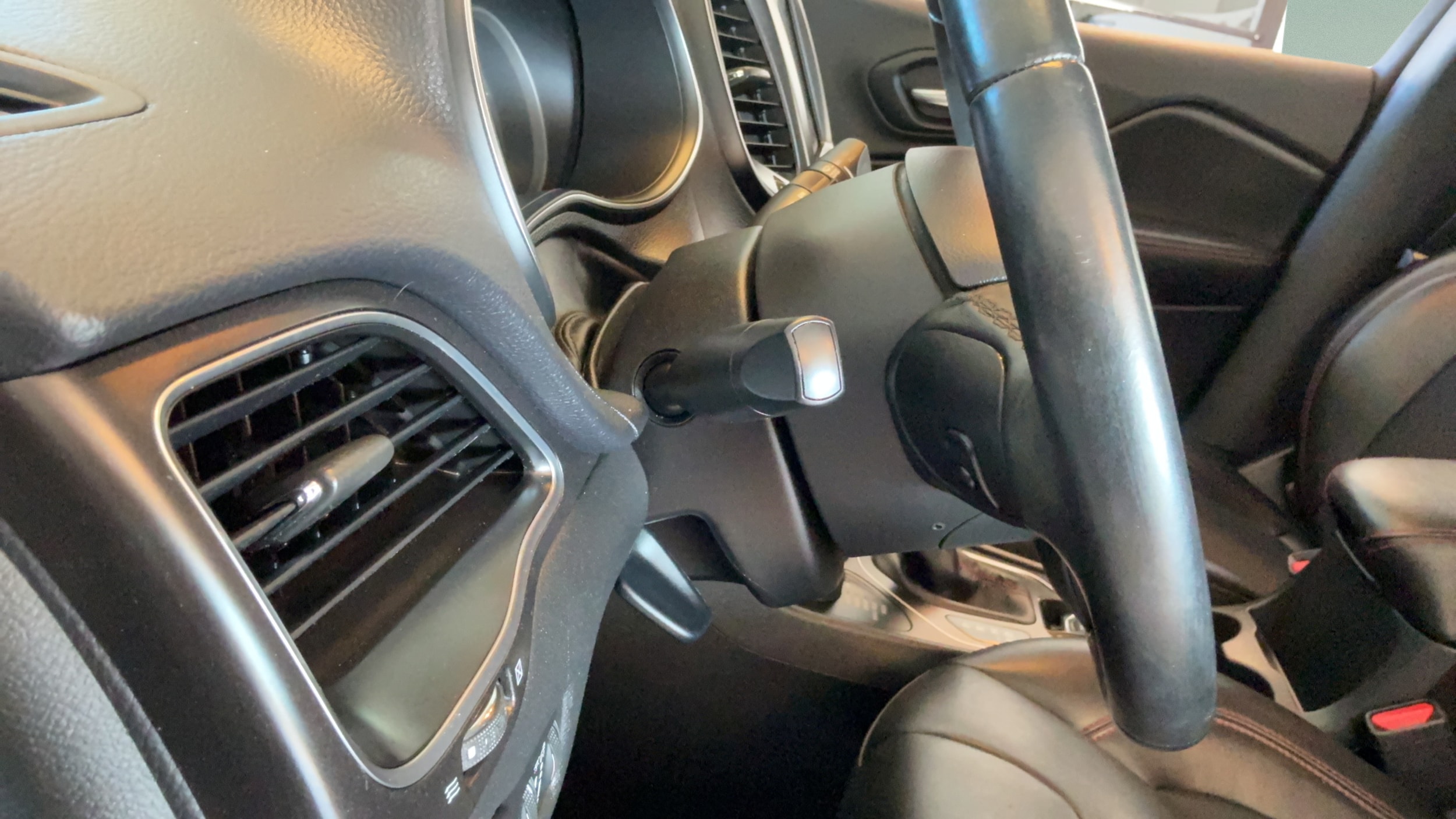 2019 Jeep Cherokee Trailhawk - Photo 21