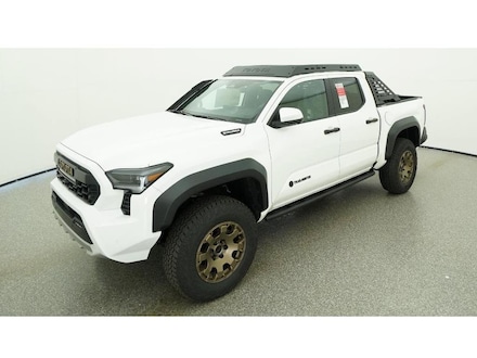 2026 Toyota Tacoma i-FORCE MAX Trailhunter Truck