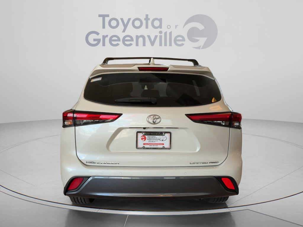 Used 2021 Toyota Highlander Limited SUV