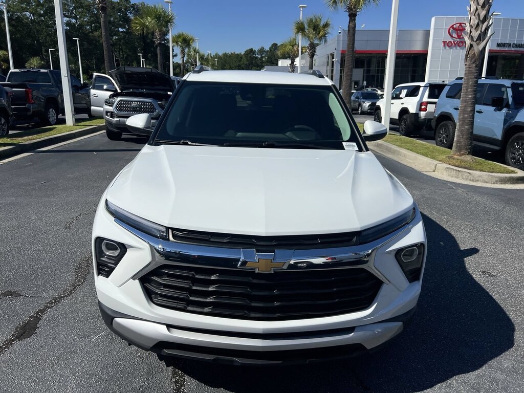 Used 2025 Chevrolet Trailblazer LT SUV