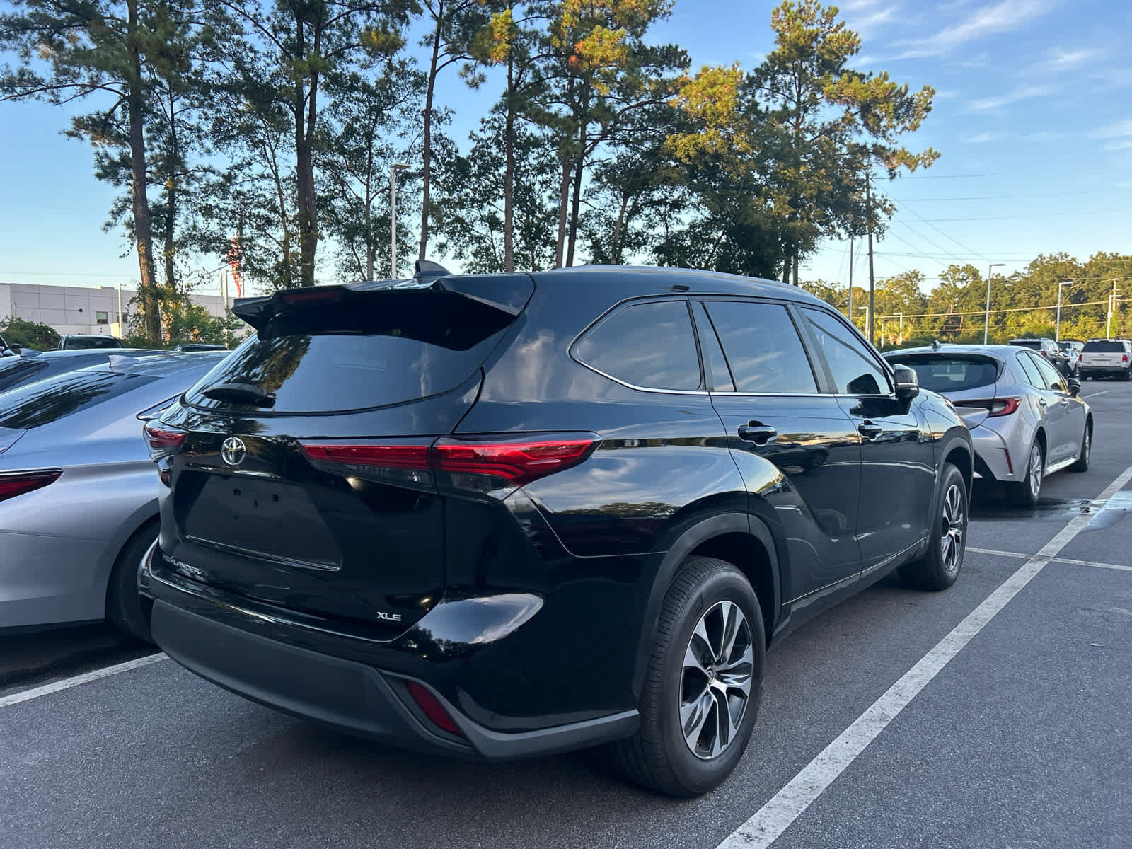 Used 2023 Toyota Highlander XLE SUV