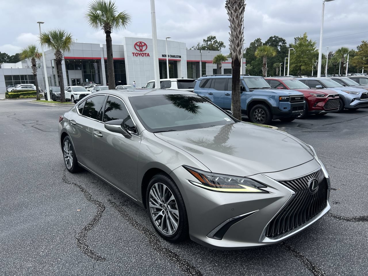 2019 LEXUS ES ES 350 Luxury Sedan