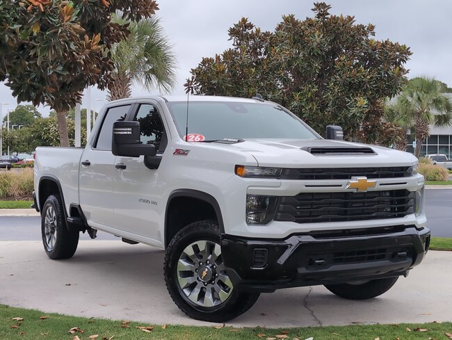 2026 Chevrolet Silverado 2500HD Custom Pickup