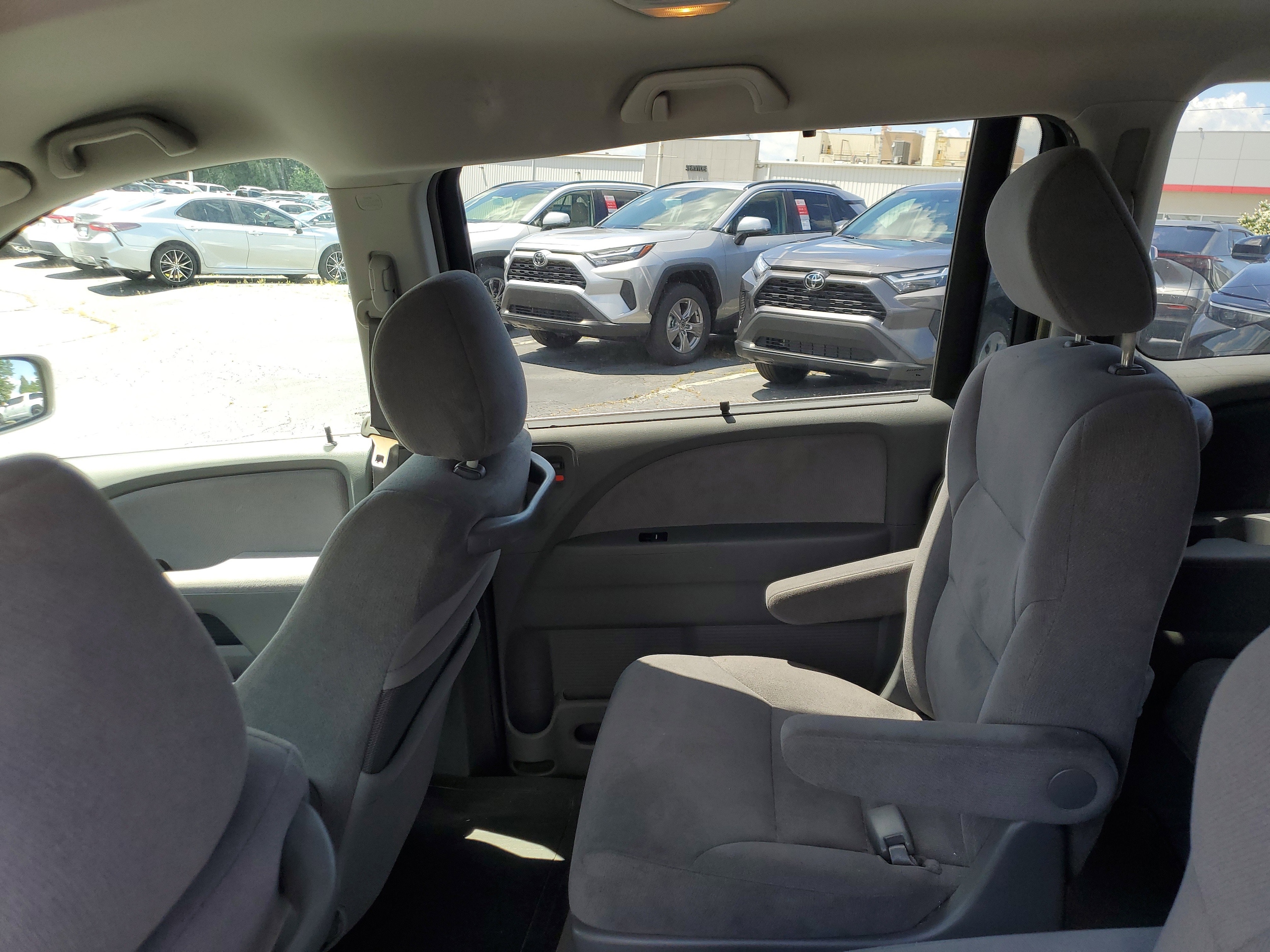 2006 Honda Odyssey EX - Photo 10