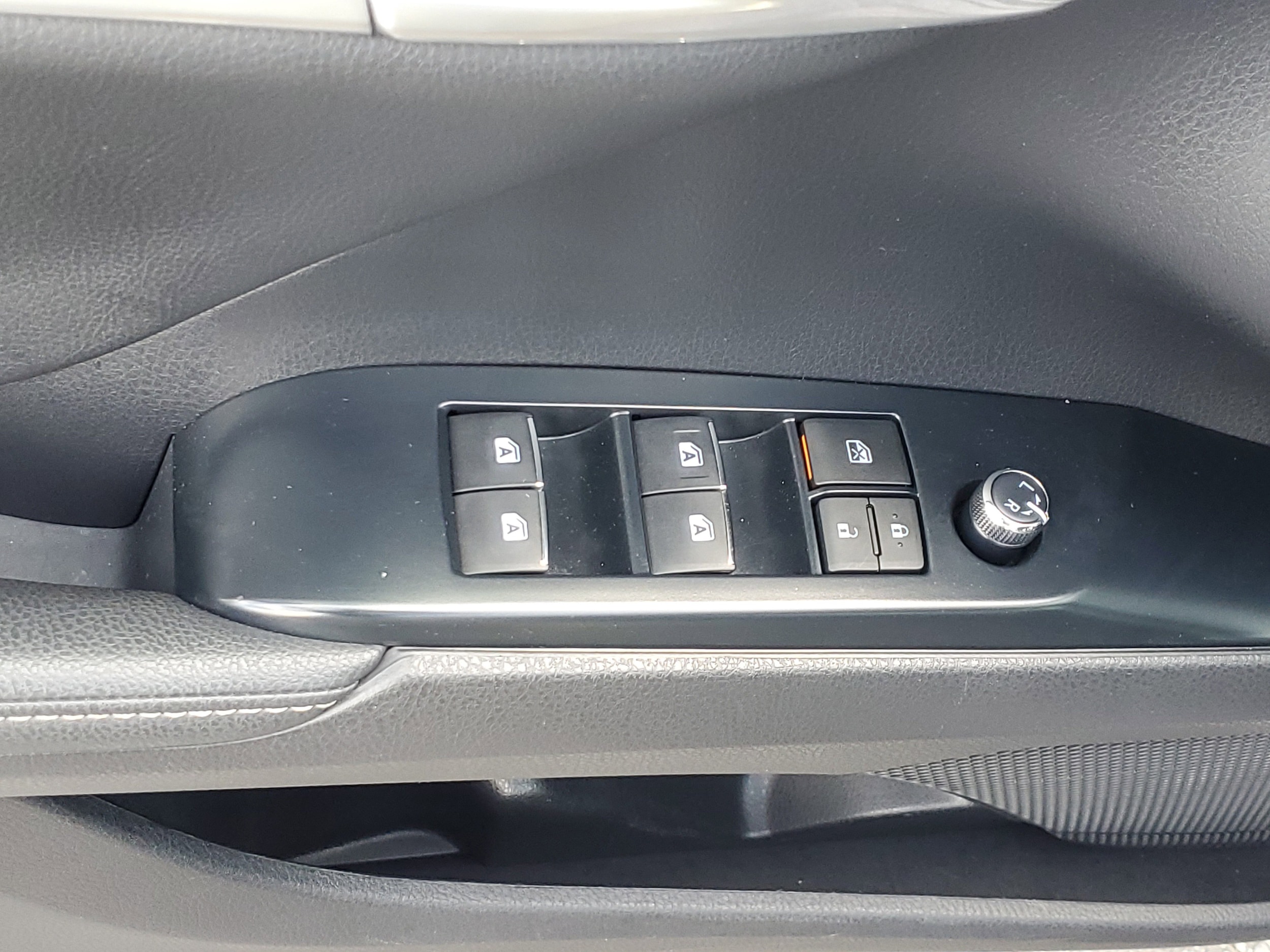 2020 Toyota Camry XSE - Photo 21