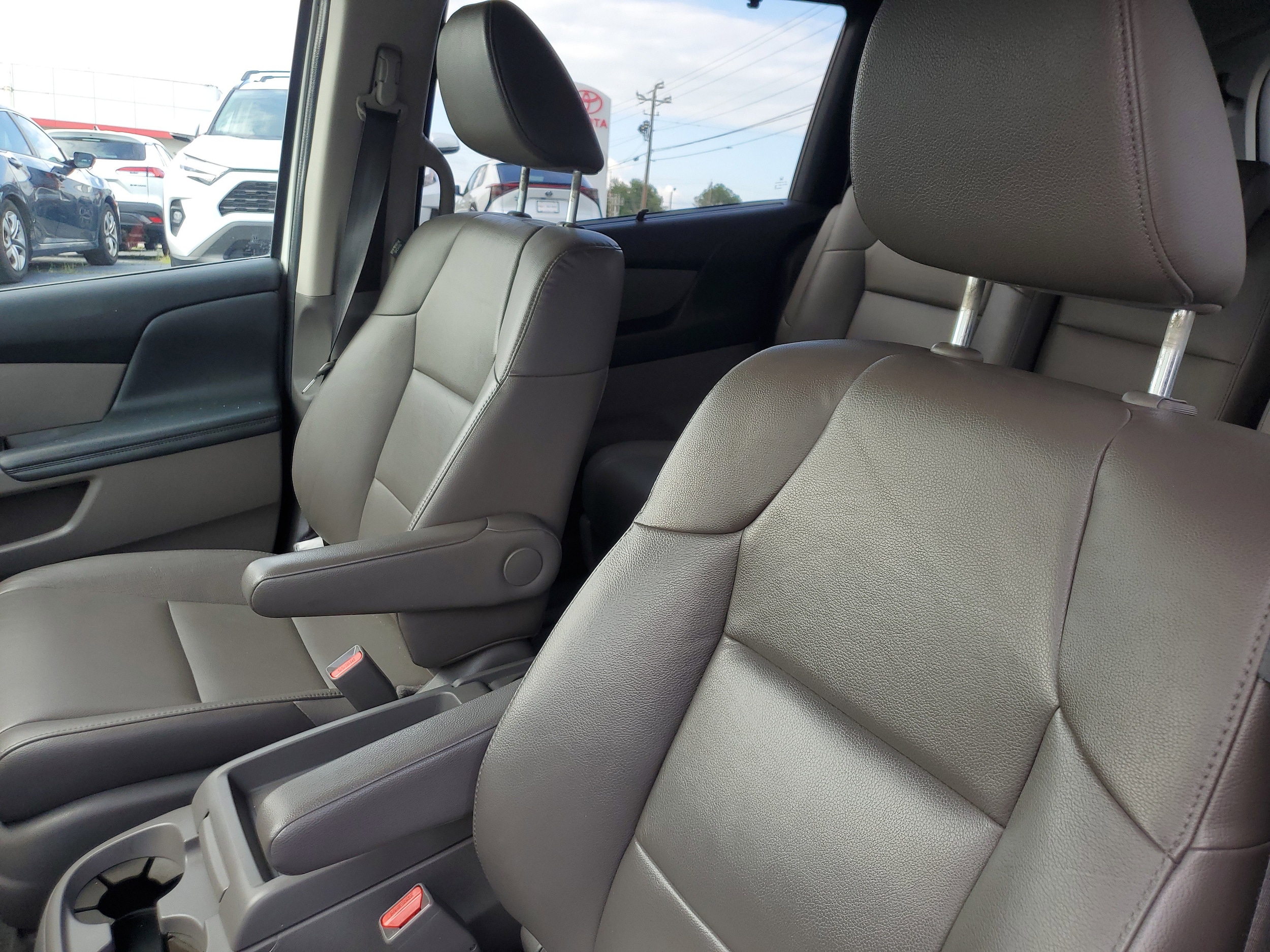 2014 Honda Odyssey Touring - Photo 17