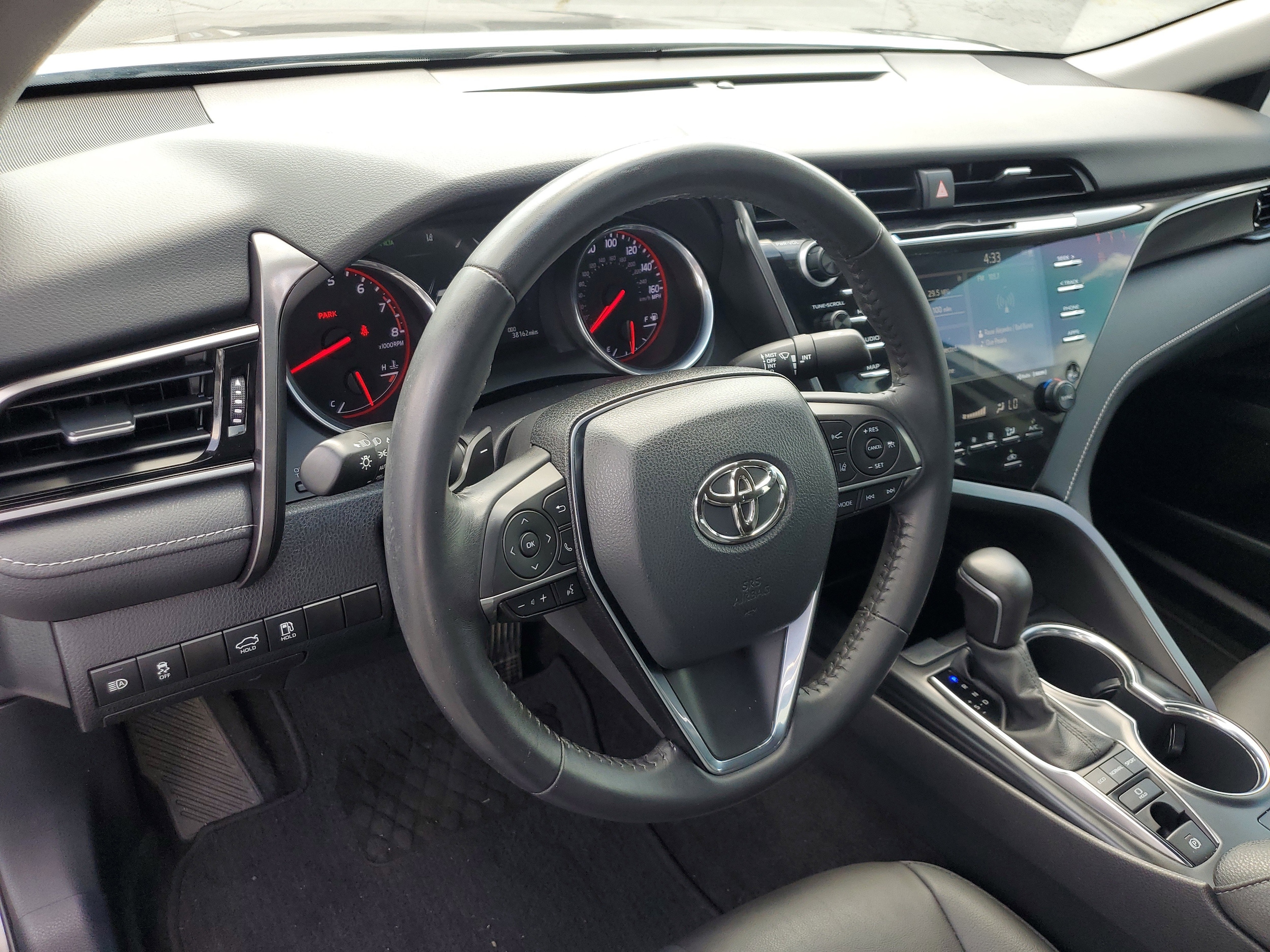 2020 Toyota Camry XSE - Photo 19