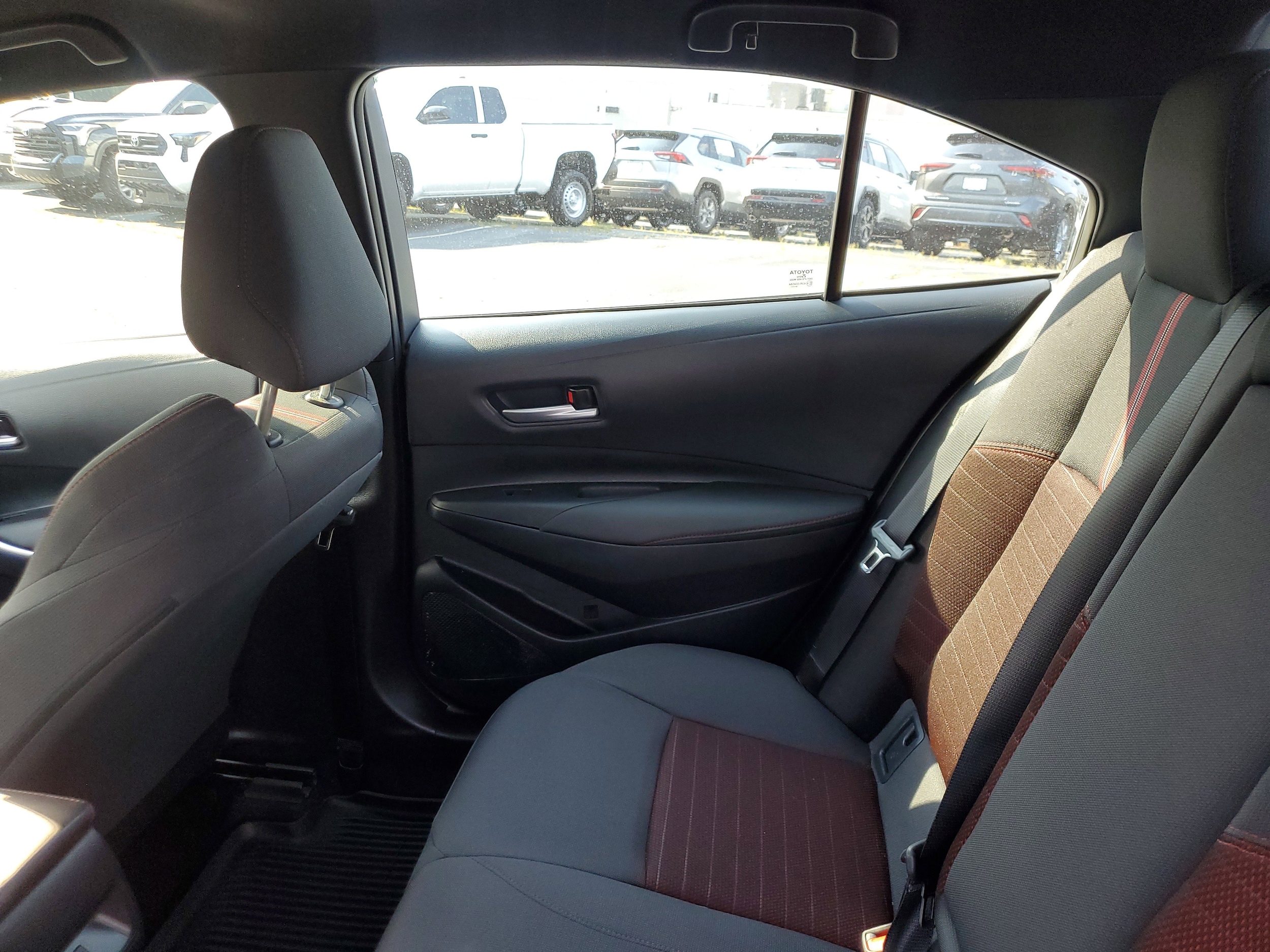 2024 Toyota Corolla SE - Photo 10