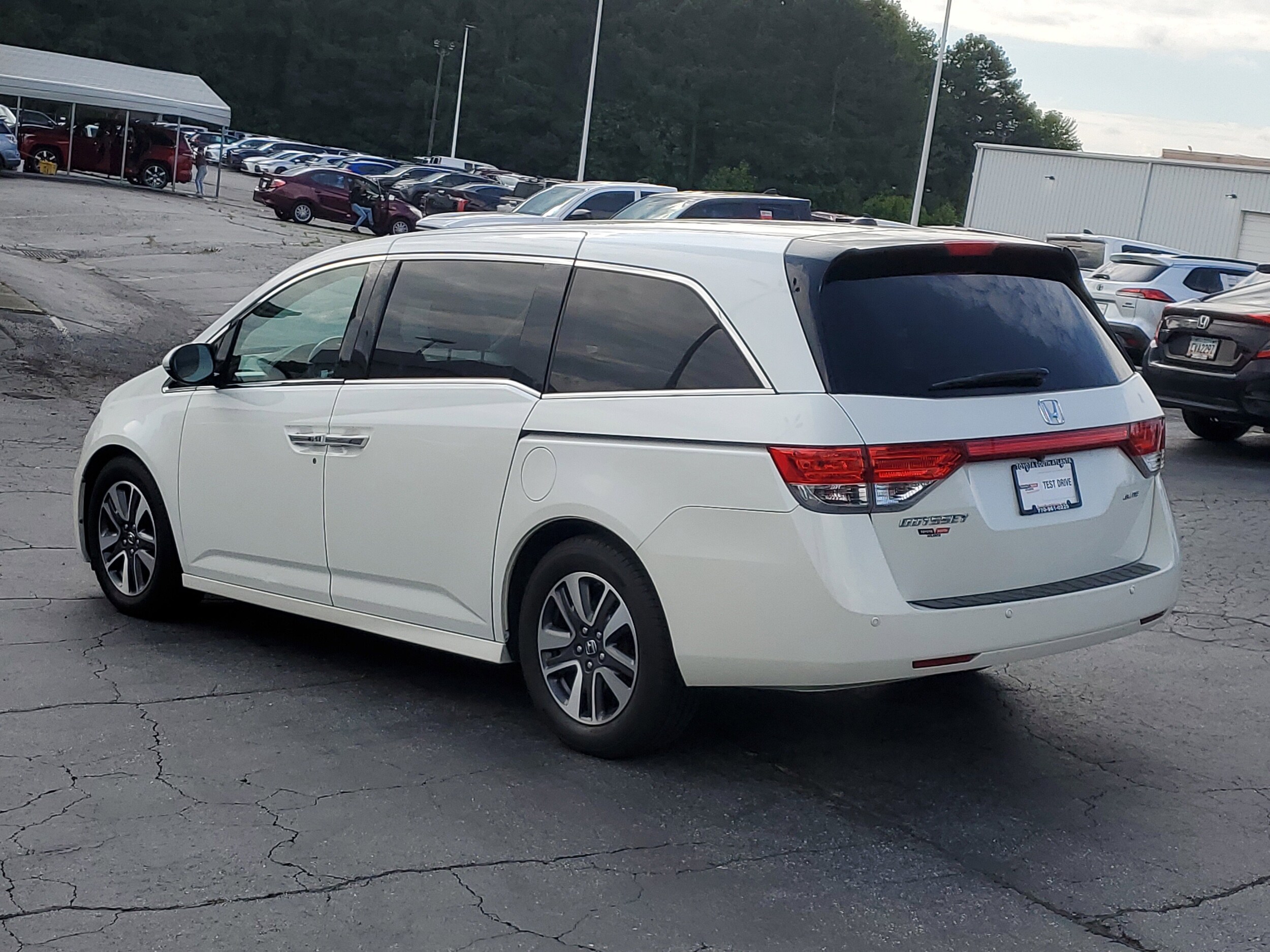 2014 Honda Odyssey Touring - Photo 6