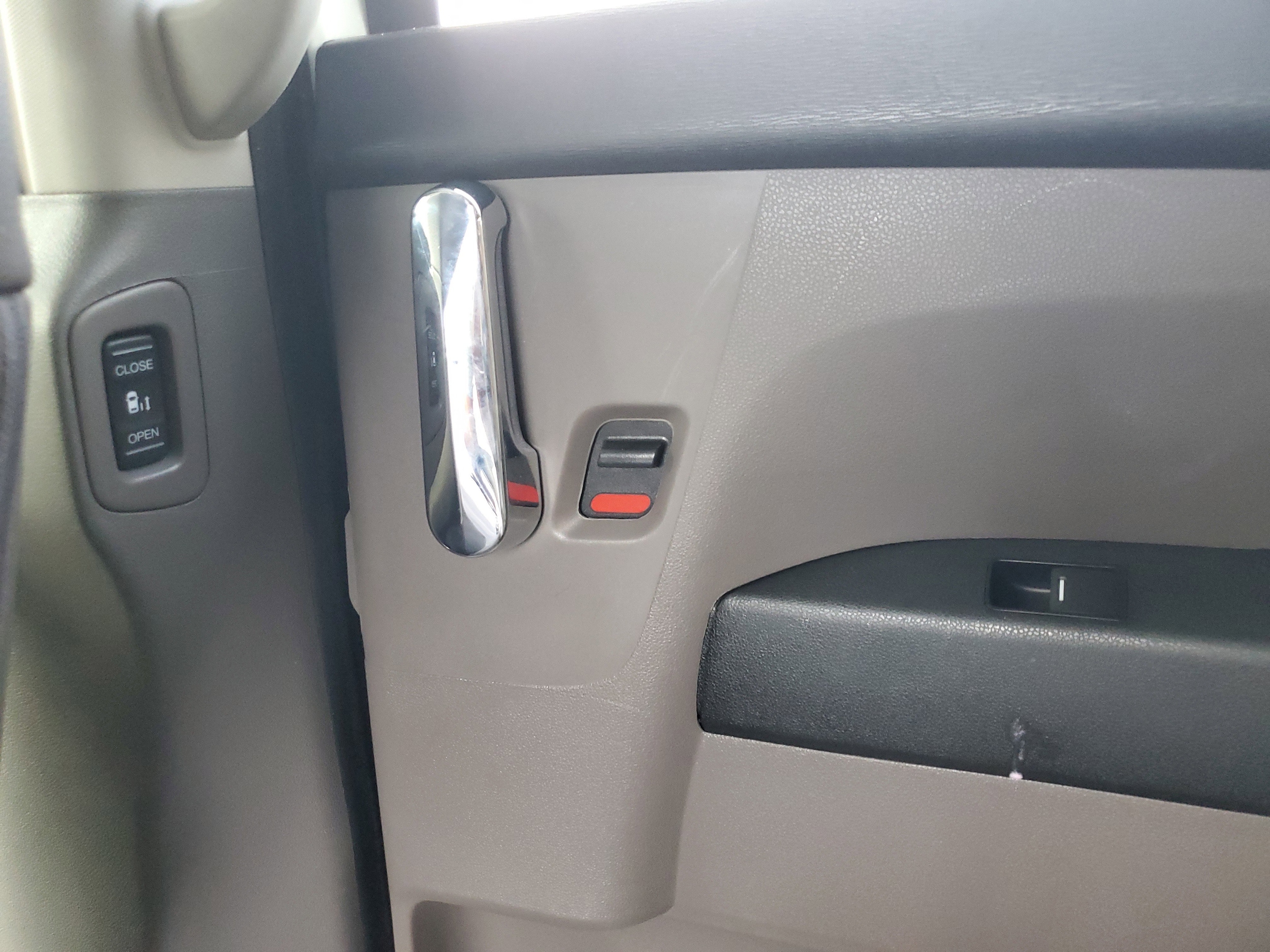 2014 Honda Odyssey Touring - Photo 16