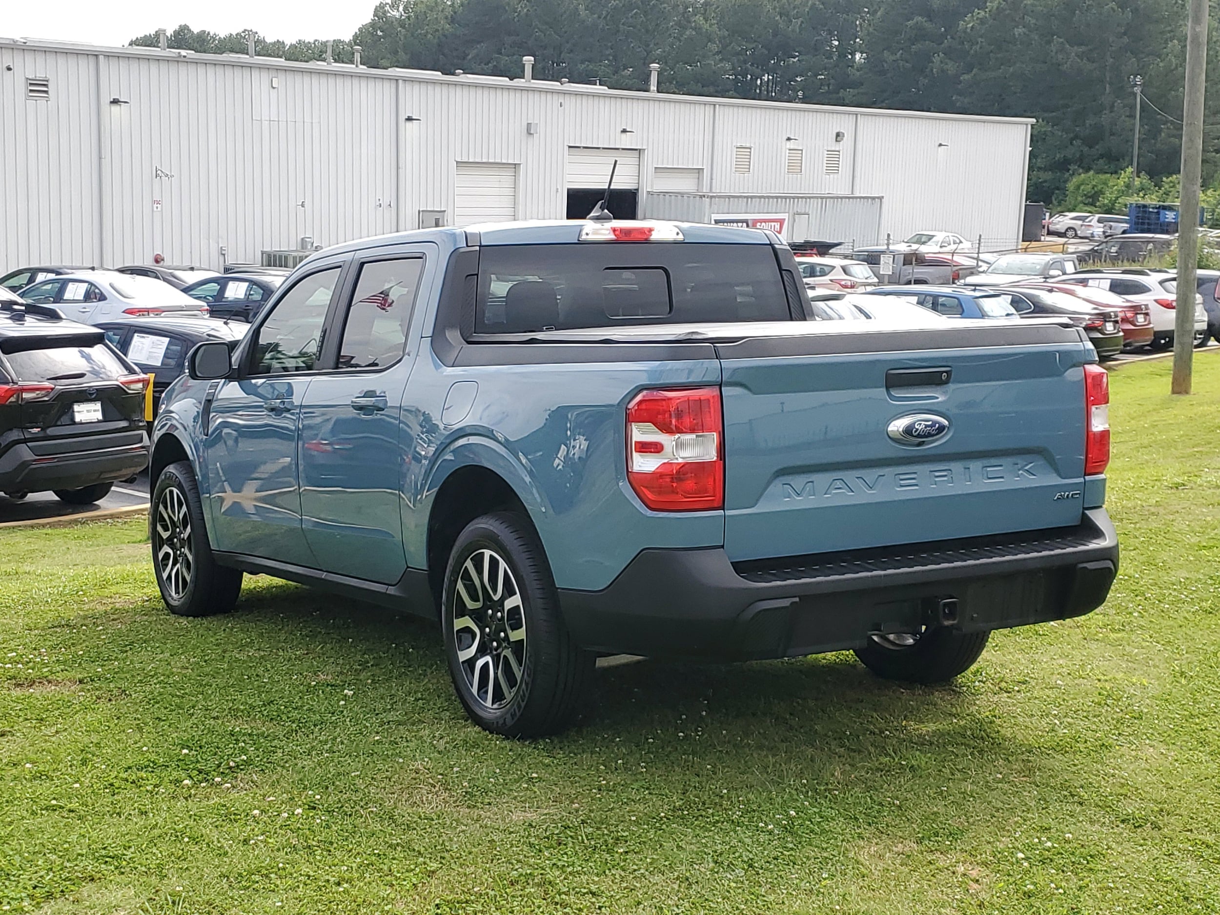 2023 Ford Maverick Lariat - Photo 6