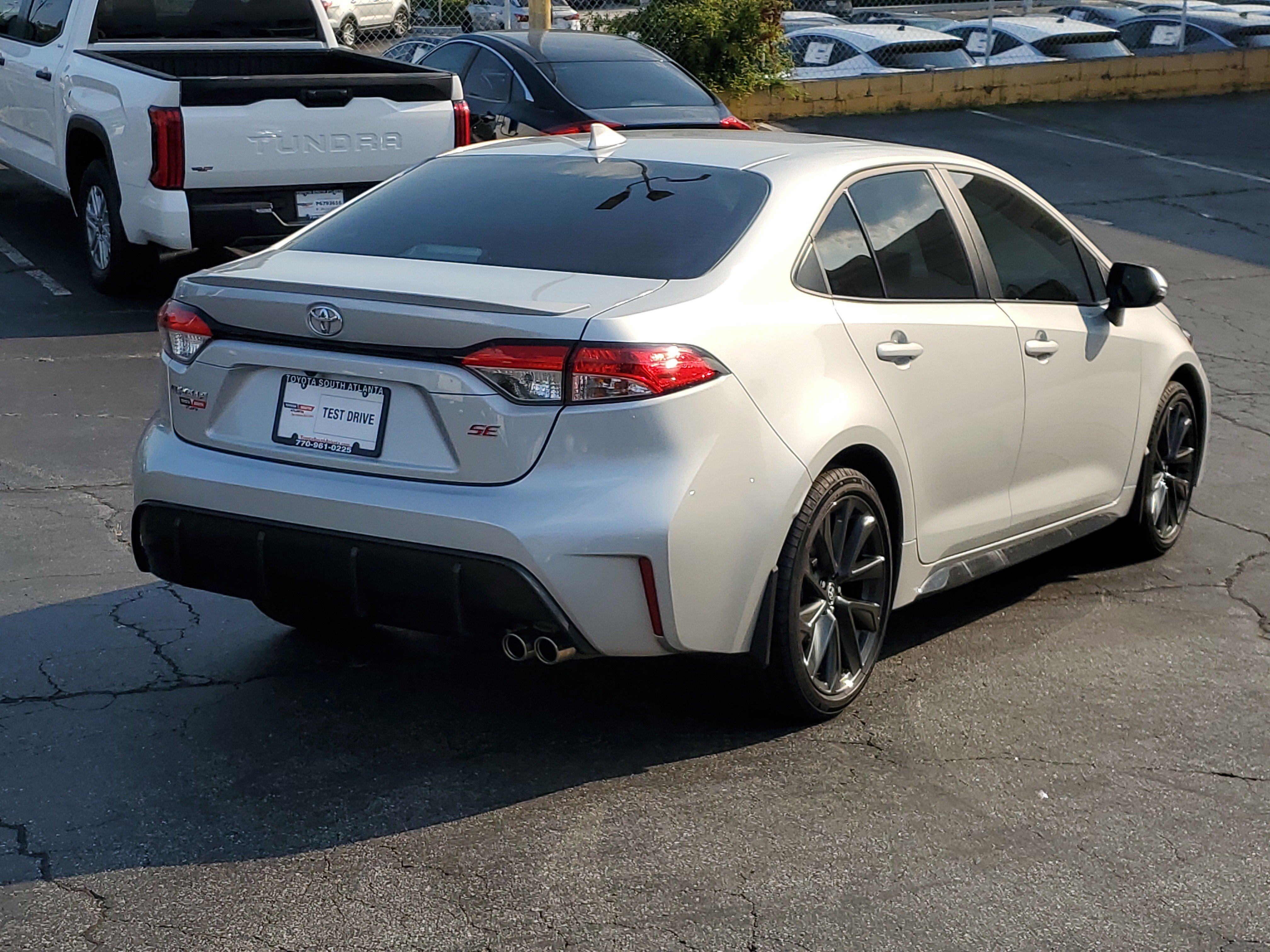 2024 Toyota Corolla SE - Photo 6