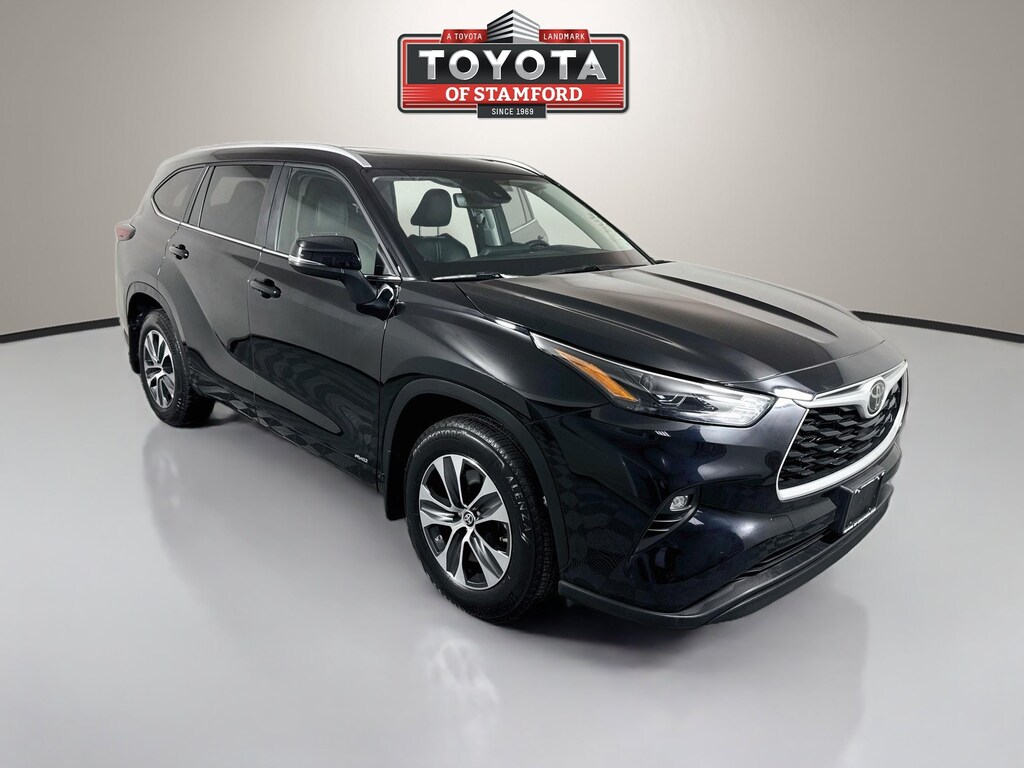Certified 2026 Toyota Highlander Hybrid XLE SUV