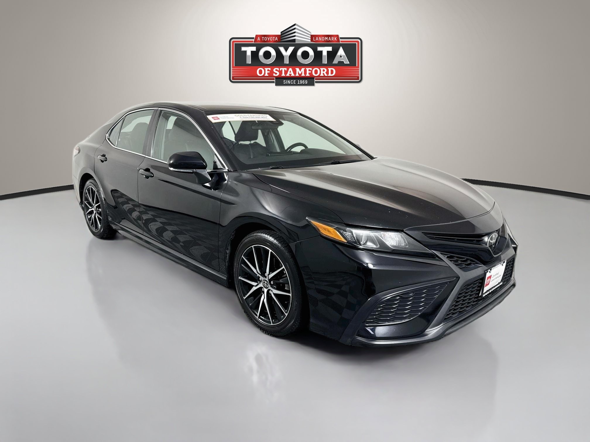 2023 Toyota Camry SE Car