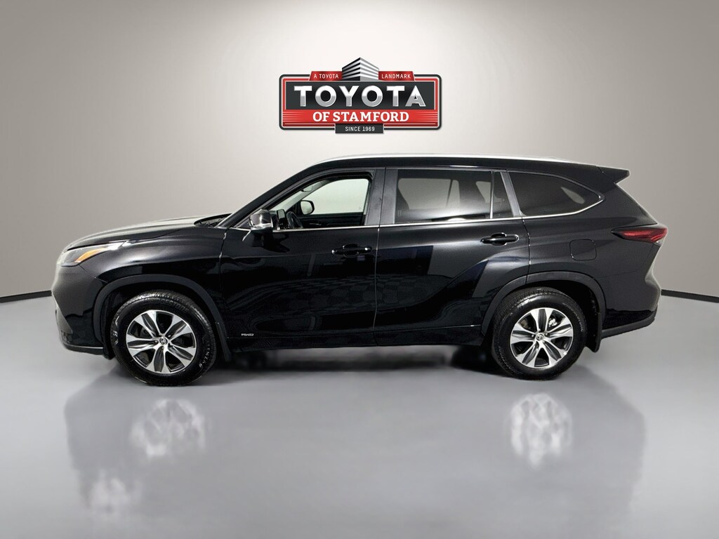 Certified 2026 Toyota Highlander Hybrid XLE SUV