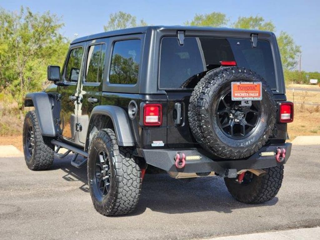 Used 2024 Jeep Wrangler Willys 4x4