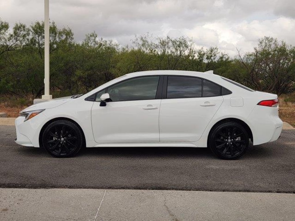 Used 2026 Toyota Corolla Hybrid LE Front-Wheel Drive Sedan