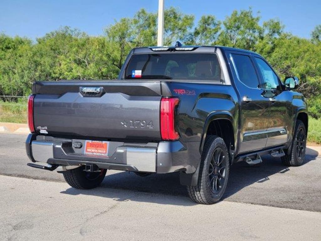 New 2026 Toyota Tundra 1794 Edition 4x4 CrewMax 5.5 ft. box 145.7 in. WB
