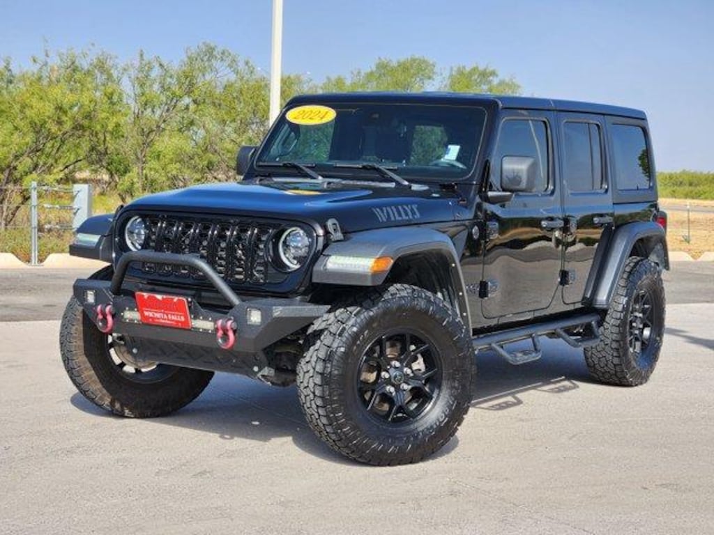 Used 2024 Jeep Wrangler Willys 4x4