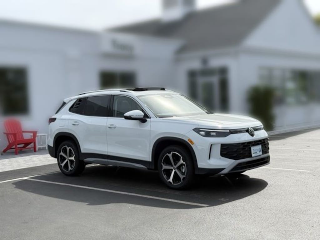 New 2026 Volkswagen Tiguan SE SUV