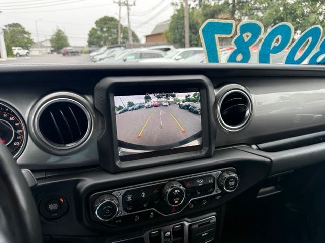 2020 Jeep Wrangler Unlimited Sahara - Photo 17