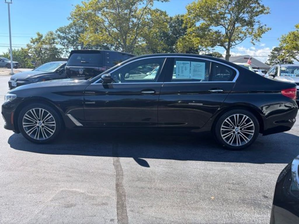 Used 2018 BMW 5 Series 530i xDrive Sedan