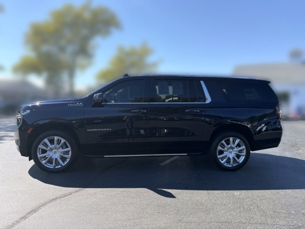 Used 2024 Chevrolet Suburban High Country SUV
