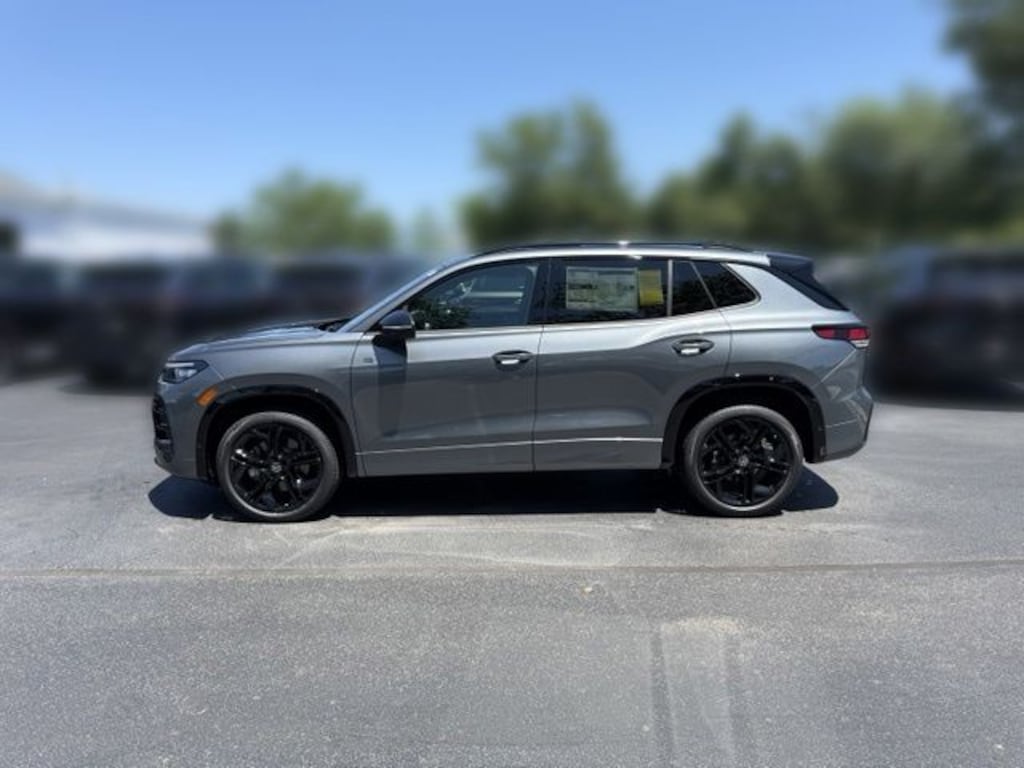 New 2026 Volkswagen Tiguan SE R-Line Black SUV