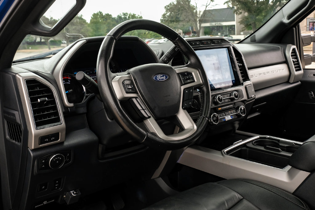 Used 2022 Ford F-250SD Lariat Truck