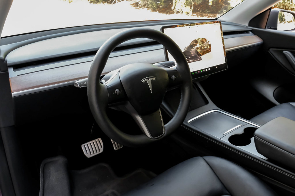 Used 2022 Tesla Model Y Performance SUV