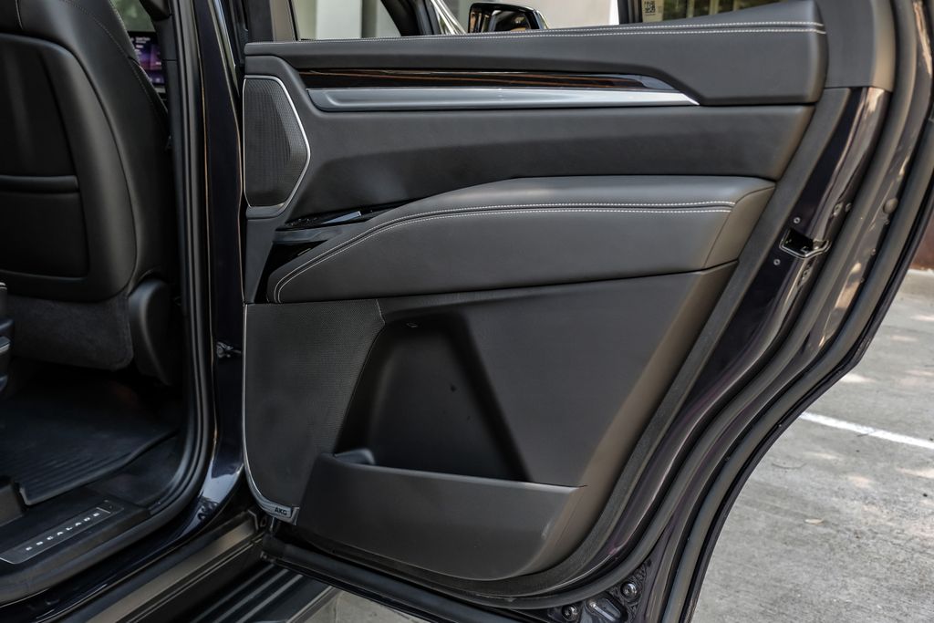 2025 Cadillac Escalade Premium Luxury - Photo 64