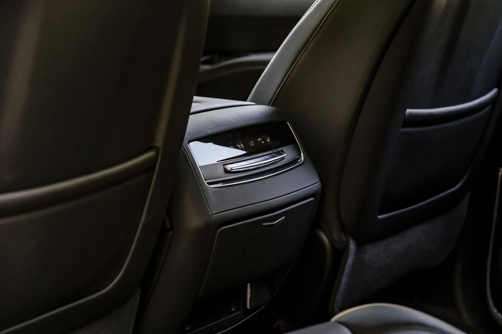 2025 Cadillac Escalade Premium Luxury - Photo 55