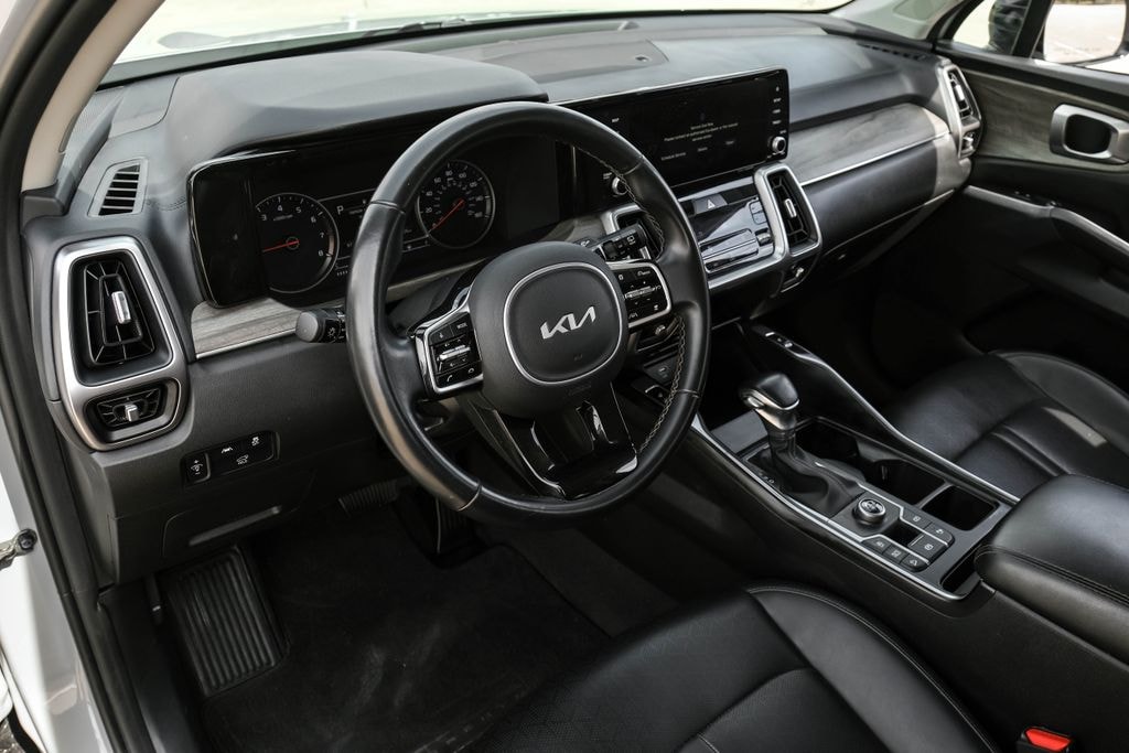 Used 2022 Kia Sorento EX SUV