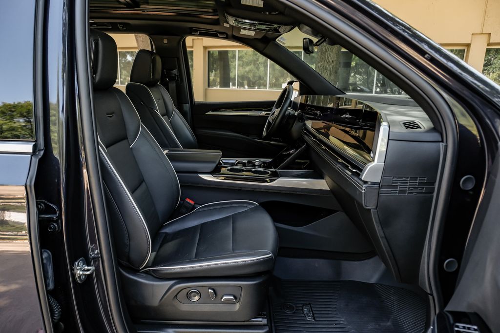 2025 Cadillac Escalade Premium Luxury - Photo 50