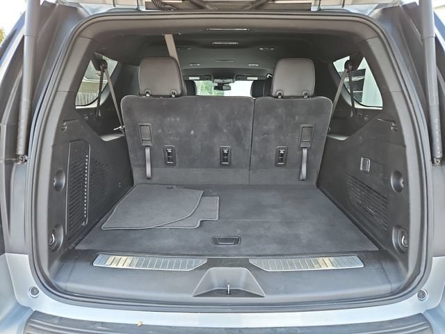 2025 Chevrolet Suburban Z71 - Photo 26
