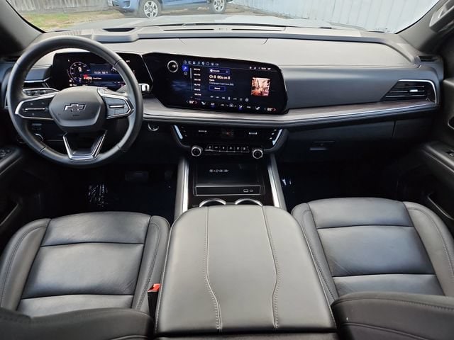 2025 Chevrolet Suburban Z71 - Photo 21