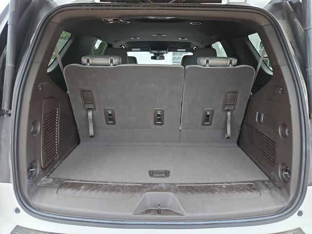 2023 GMC Yukon SLT - Photo 27