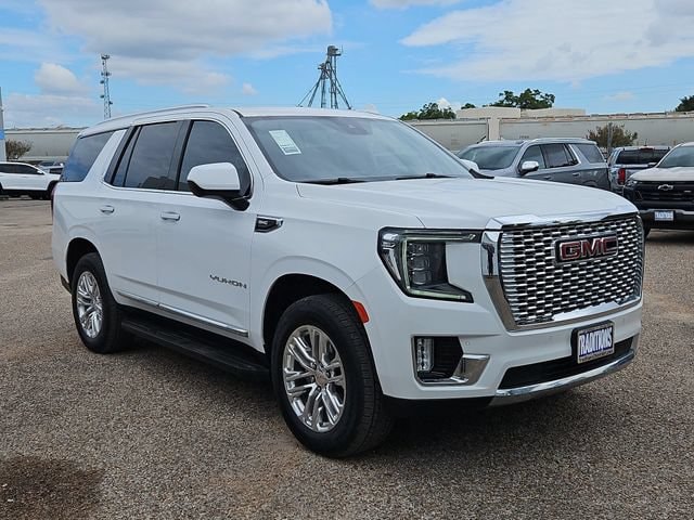 2023 GMC Yukon SLT - Photo 38