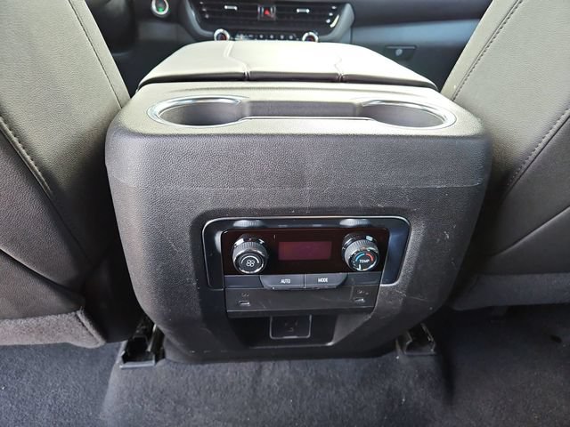 2025 Chevrolet Suburban Z71 - Photo 22