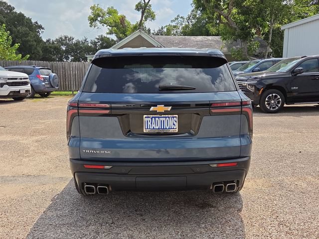 2024 Chevrolet Traverse LS - Photo 39