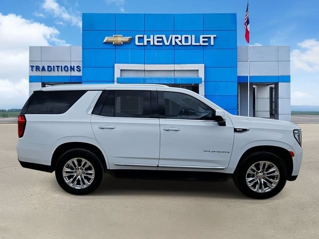 2023 GMC Yukon SLT - Photo 10