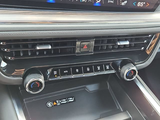 2025 Chevrolet Suburban Z71 - Photo 47