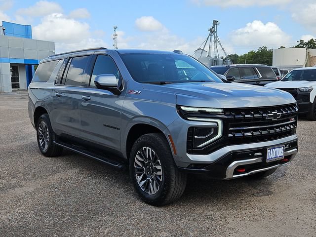 2025 Chevrolet Suburban Z71 - Photo 37