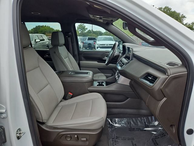 2023 GMC Yukon SLT - Photo 29