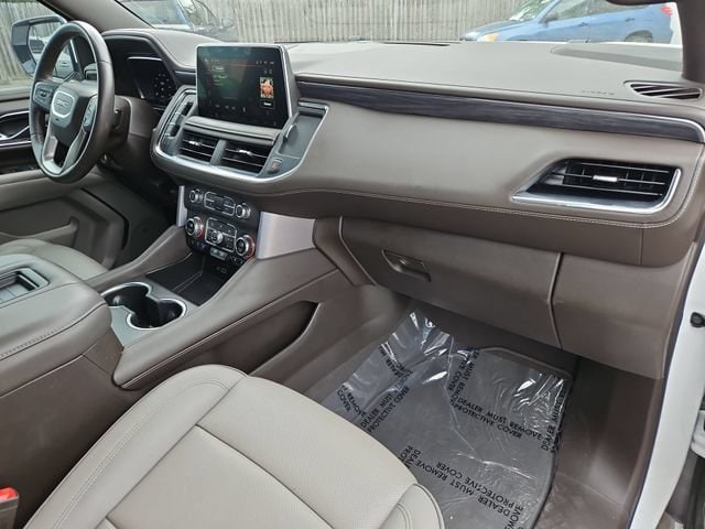 2023 GMC Yukon SLT - Photo 30